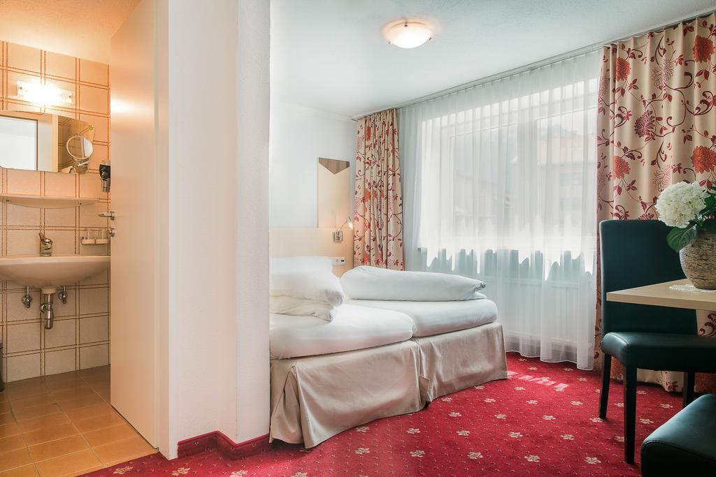 Alpenhotel Regina Hotel Nauders